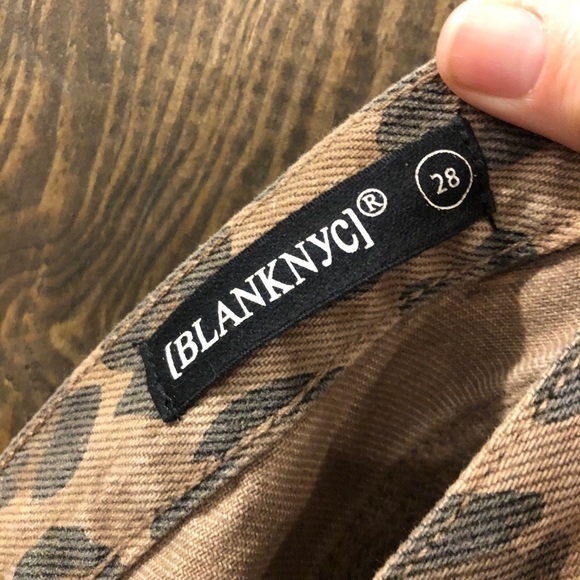 BlankNYC Skirt - Picture 6 of 6